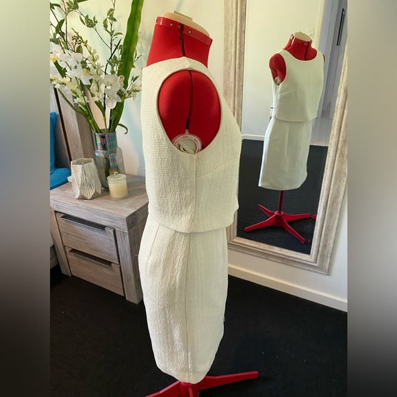 Size 6 - Classy Cream Banana Republic layered dress - Picture 4 of 13